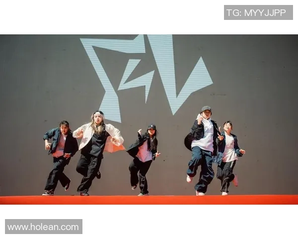 西安街舞队个人能力引发热议舞者实力与团队协作的辩论 西安街舞队个人能力引发热议舞者实力与团队协作的辩论