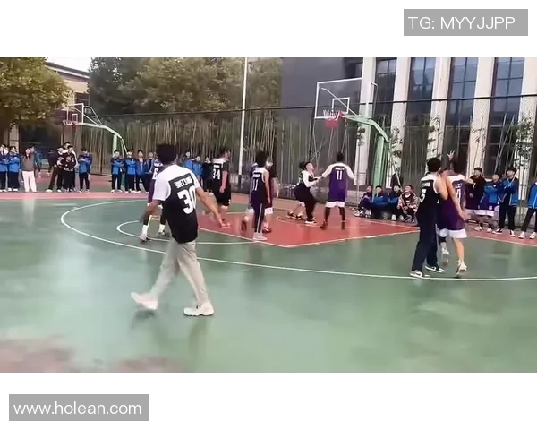 广州篮球队与上海篮球队耐力较量赛后分析与总结 广州篮球队与上海篮球队耐力较量赛后分析与总结