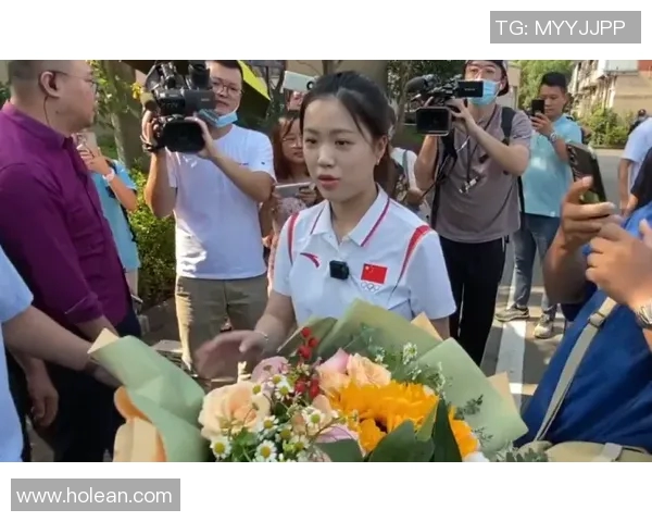 张静专访:探寻排球成功背后的秘诀与心路历程 张静专访:探寻排球成功背后的秘诀与心路历程