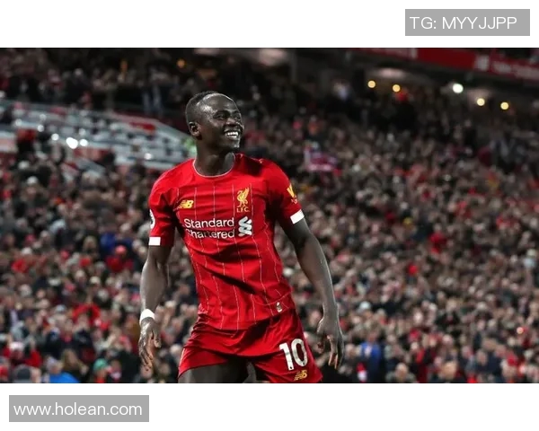 足球明星其马内的辉煌历程与对足球的热爱之路